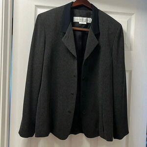 Elegant Garfield & Marks Charcoal Women's Blazer